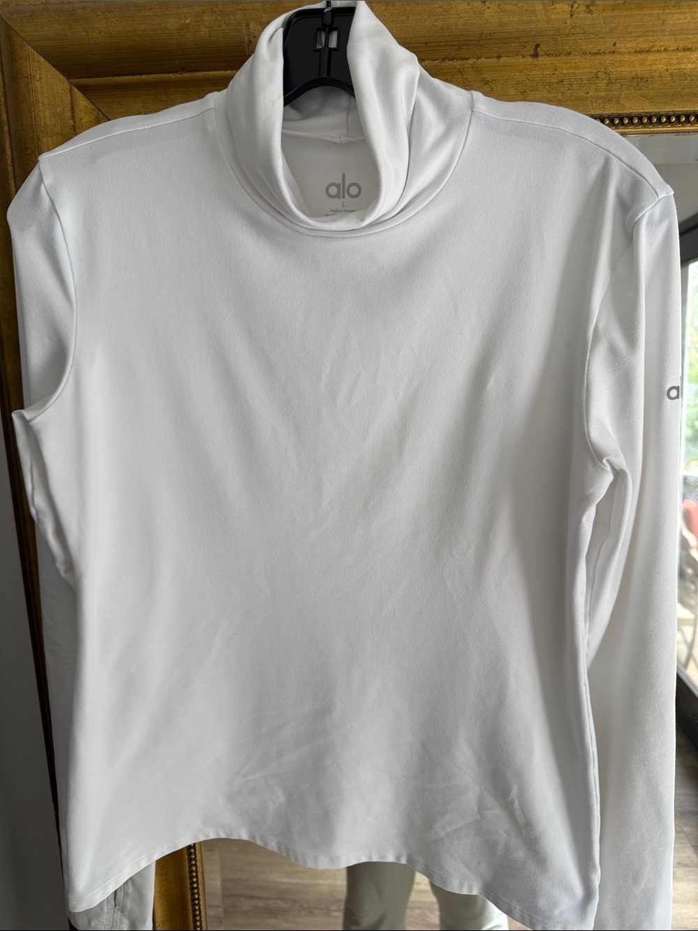 ALO Yoga White Long Sleeve Turtleneck Top